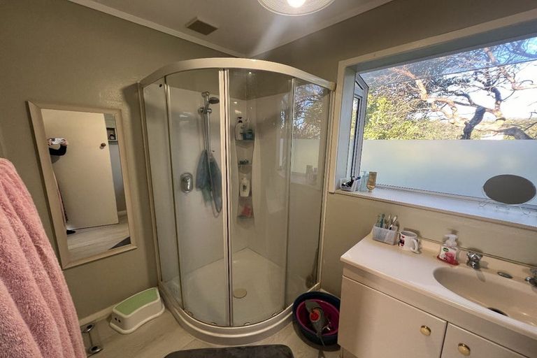 Photo of property in 92 Rahui Road, Otaki, 5512