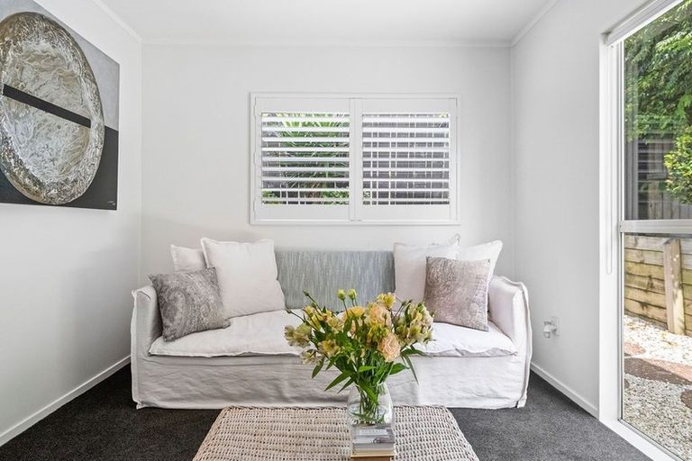 Photo of property in 2/39 Simmental Crescent, Somerville, Auckland, 2014