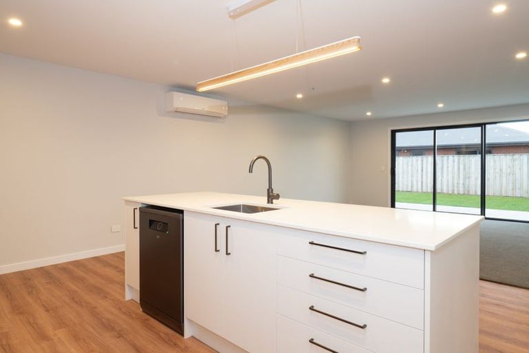 Photo of property in 5 Meadow Lane, Tinwald, Ashburton, 7700