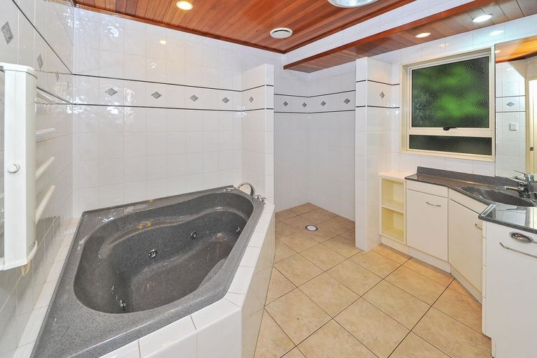 Photo of property in 62a Youngs Road, Papakura, 2110