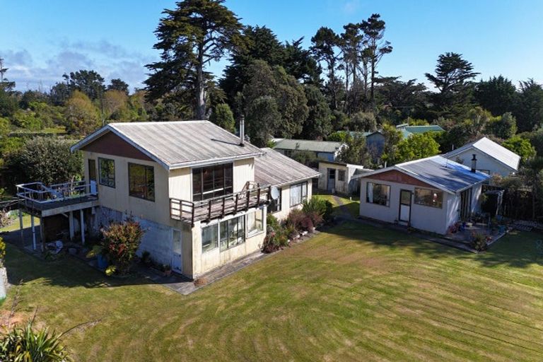 Photo of property in 48 Lighthouse Road, Cape Foulwind, Westport, 7892