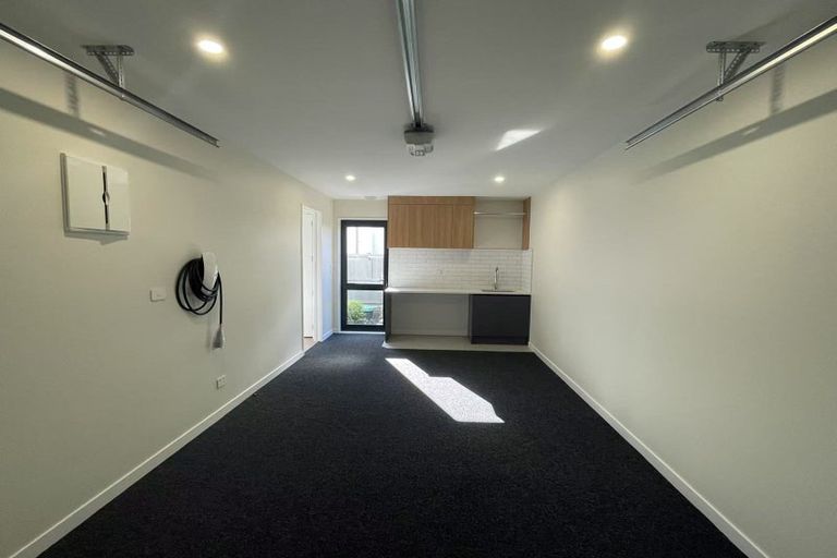 Photo of property in 6 Babos Avenue, Kumeu, 0810