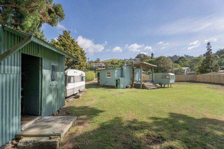 Photo of property in 5a Ocean Beach Road, Tairua, 3508