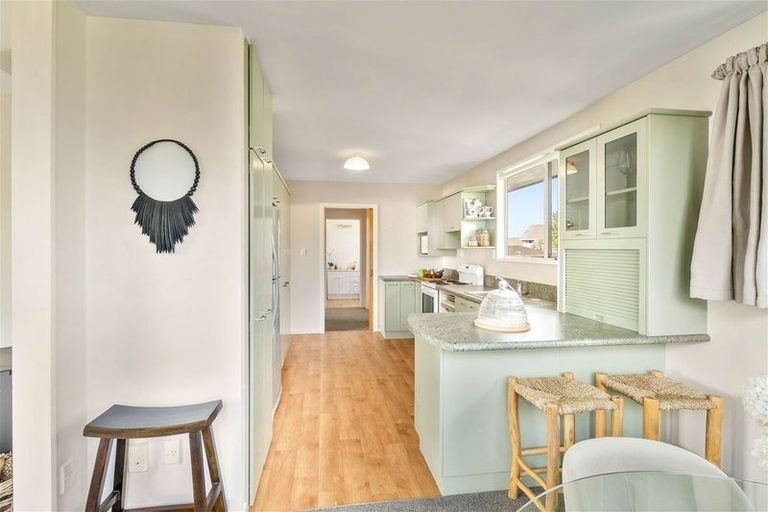 Photo of property in 2/33 Northfield Road, Casebrook, Christchurch, 8051