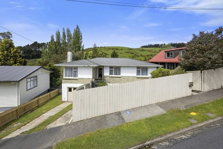 Photo of property in 82 Koremata Street, Green Island, Dunedin, 9018