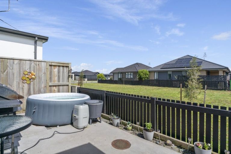 Photo of property in 3 Rose Lane, Papamoa, 3118