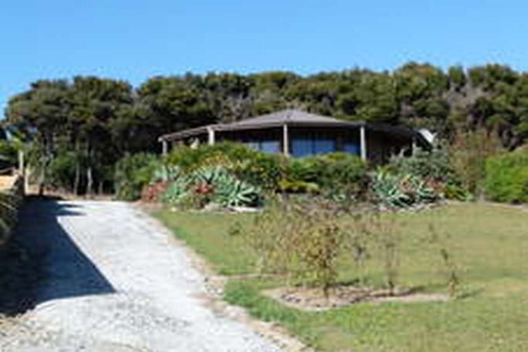 Photo of property in 6 Coachmans Way, Cable Bay, 0420