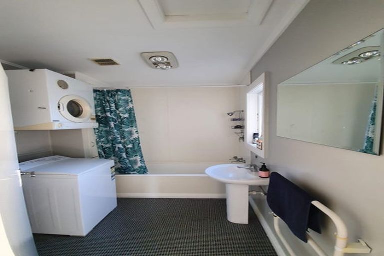 Photo of property in 11 Wilson Street, Newtown, Wellington, 6021