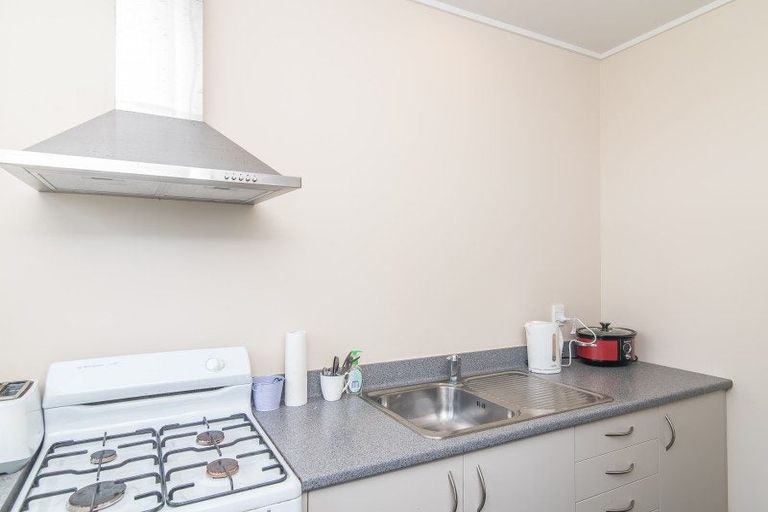 Photo of property in 3/27 Grass Street, Roseneath, Wellington, 6011