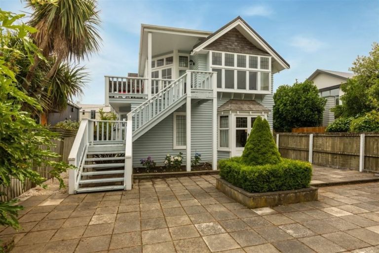 Photo of property in 20 Marriner Street, Sumner, Christchurch, 8081