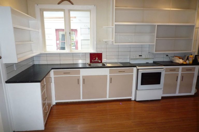Photo of property in 58 Manor Place, Dunedin Central, Dunedin, 9016