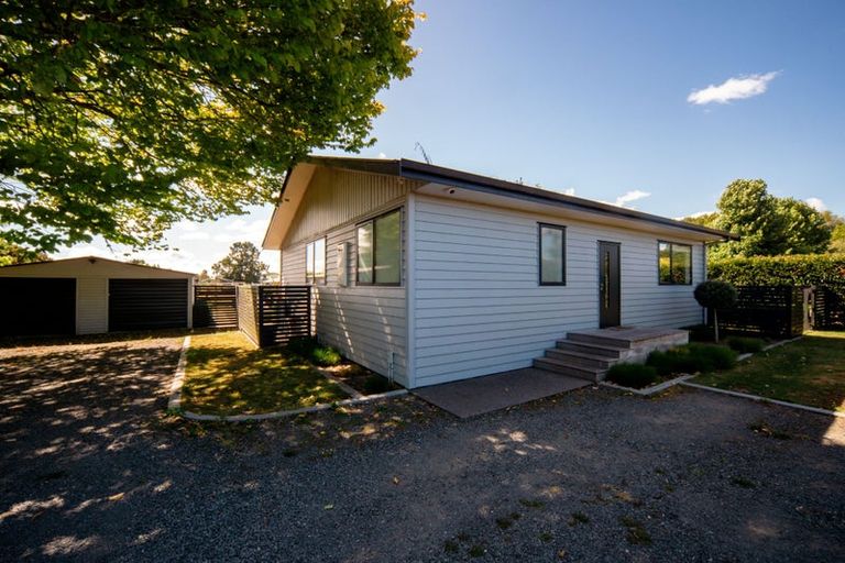 Photo of property in 27 Puketaha Road, Swanson, Auckland, 0816
