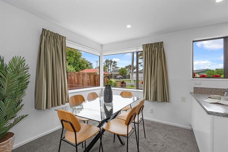 Photo of property in 469 Bower Avenue, Parklands, Christchurch, 8083