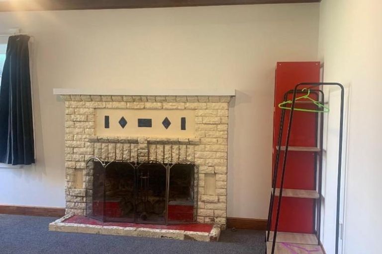 Photo of property in 11 Woodleigh Street, Frankleigh Park, New Plymouth, 4310