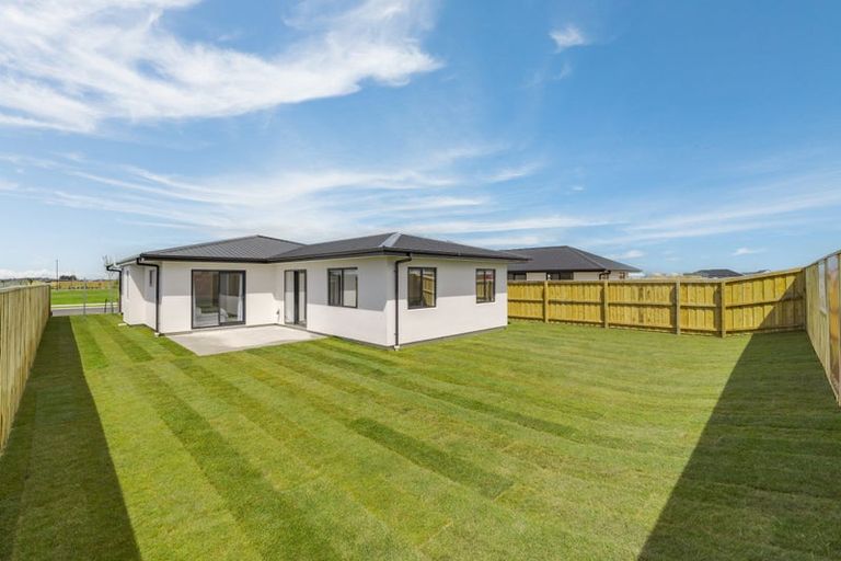 Photo of property in 10 Harlequin Drive, Rolleston, 7614