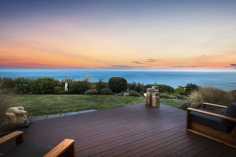 Photo of property in 25 Highgrove, Saint Clair, Dunedin, 9012