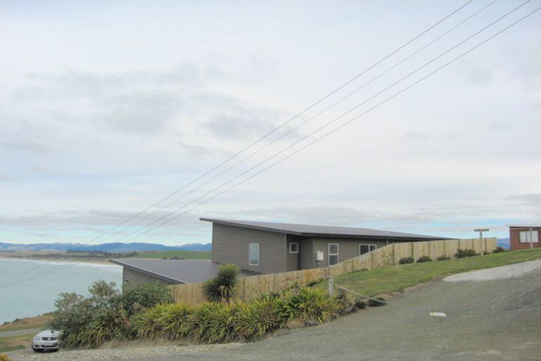 Photo of property in 30 Nasmyth Street, Kakanui, Oamaru, 9495