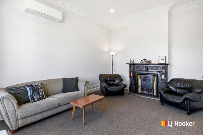 Photo of property in 23 Royal Crescent, Saint Kilda, Dunedin, 9012