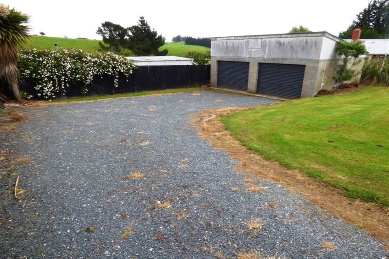 Photo of property in 16 Kamahi Street, Kaka Point, Balclutha, 9271