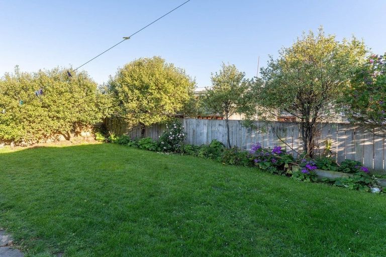 Photo of property in 74 Grove Street, Saint Kilda, Dunedin, 9012