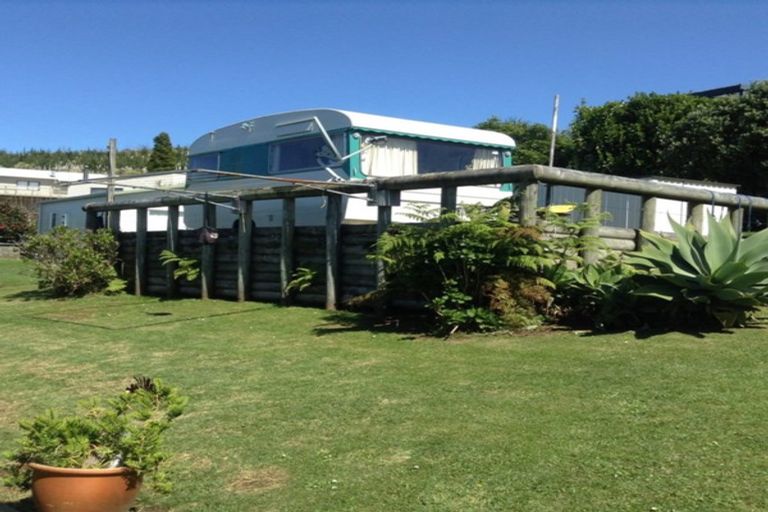 Photo of property in 212 Russell Bruce Place, Onemana, Whangamata, 3691