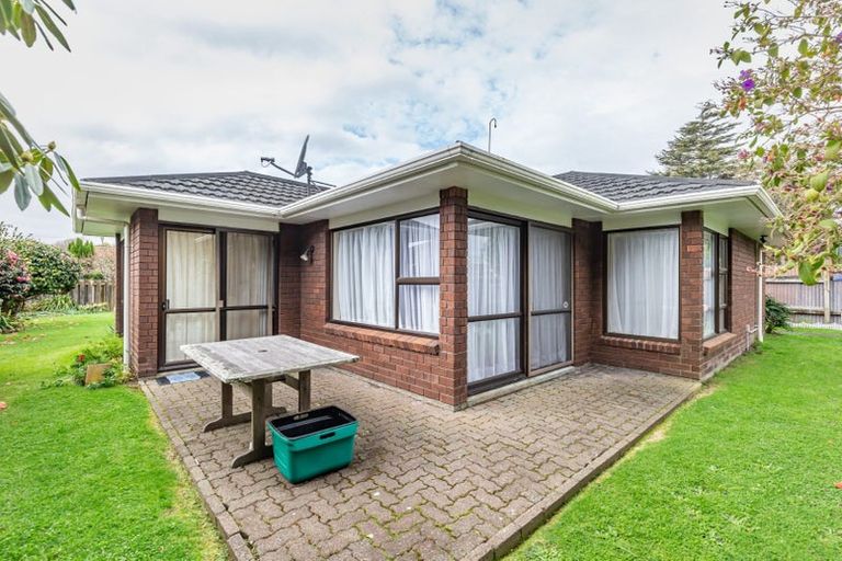 Photo of property in 274 Te Moana Road, Waikanae, 5036