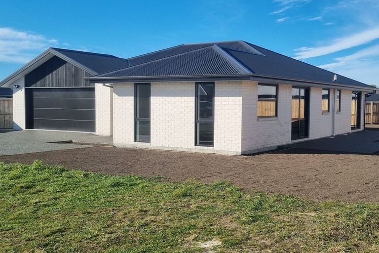 Photo of property in 9 Yates Place, Amberley, 7410