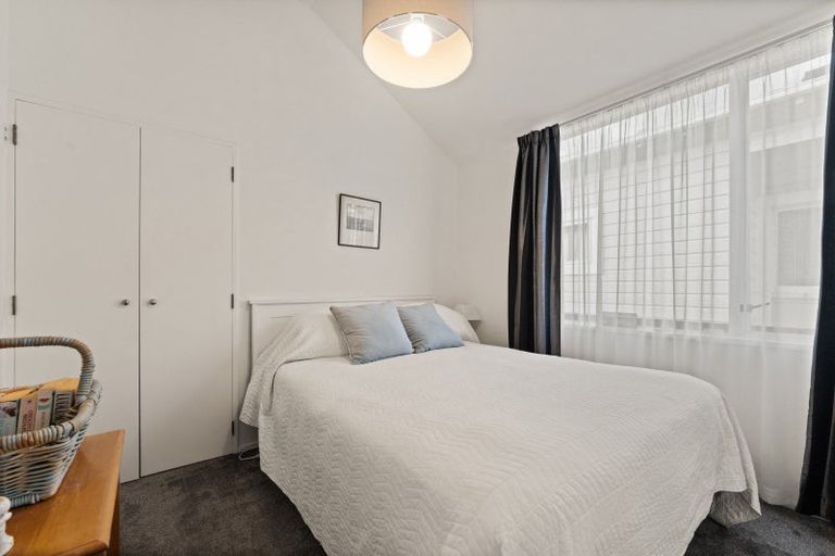 Photo of property in 2 Kings Avenue, South Dunedin, Dunedin, 9012