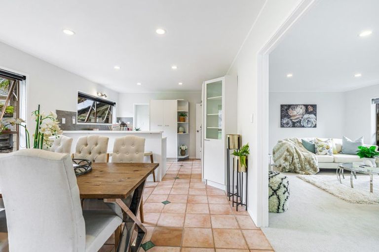 Photo of property in 211 Glamorgan Drive, Torbay, Auckland, 0630