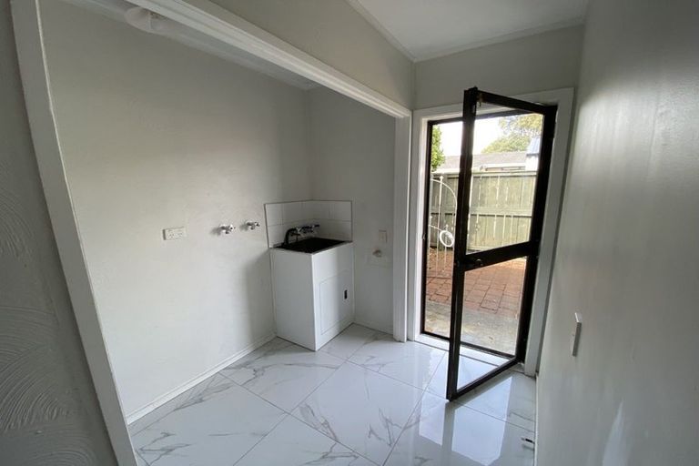 Photo of property in 209 Walter Strevens Drive, Conifer Grove, Takanini, 2112