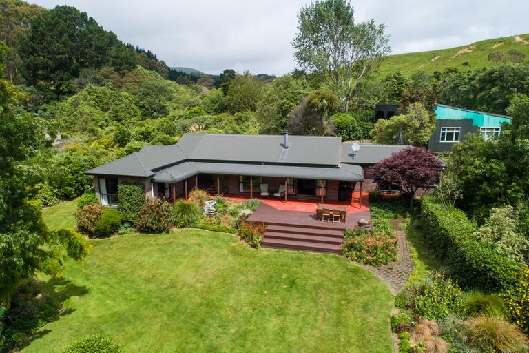 Photo of property in 319 Pahiatua Aokautere Road, Aokautere, Palmerston North, 4471