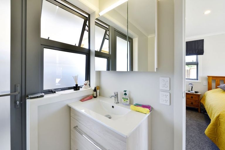 Photo of property in 3 Schwass Lane, Brightwater, 7022