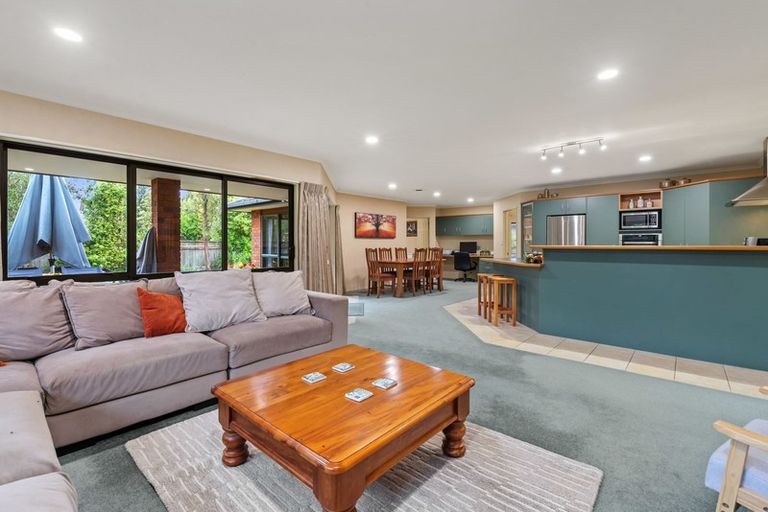 Photo of property in 14b Holden Avenue, Holdens Bay, Rotorua, 3010