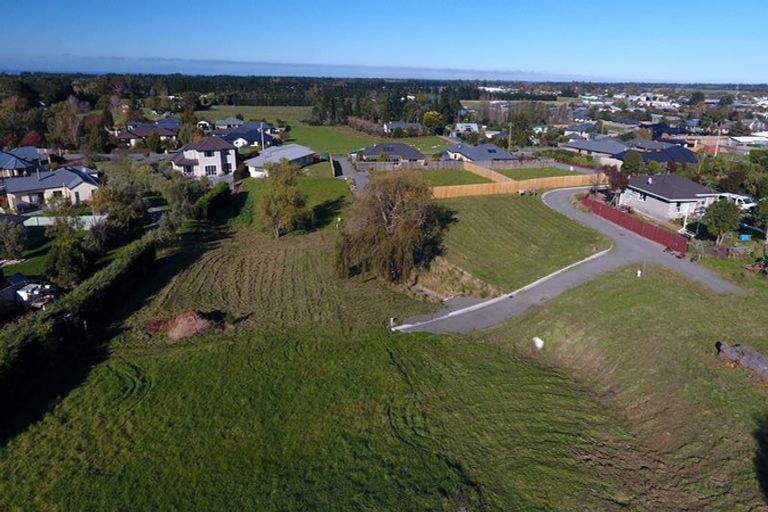 Photo of property in 61/1 Osborne Road, Amberley, 7410