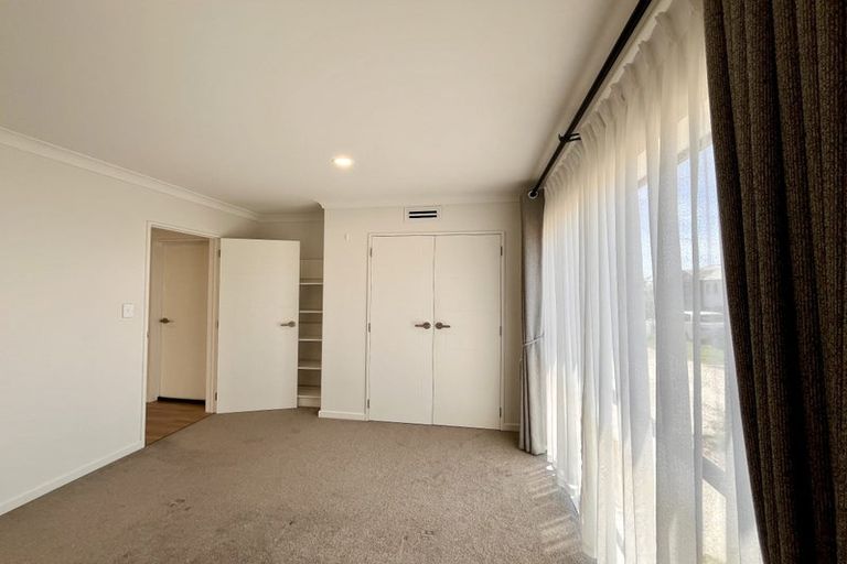 Photo of property in 37 Elevation Street, Flat Bush, Auckland, 2019