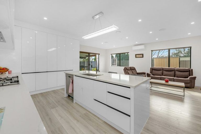 Photo of property in 40 Nightingale Road, Flat Bush, Auckland, 2019