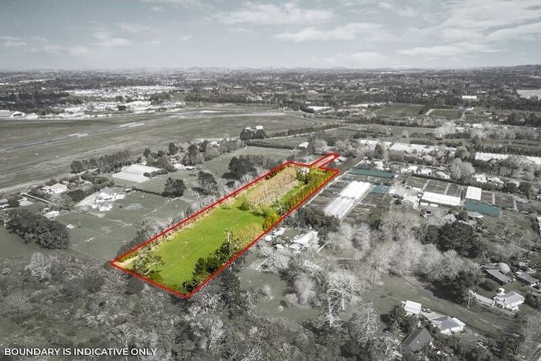 Photo of property in 28 Karaka Road, Whenuapai, Auckland, 0618