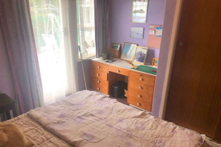 Photo of property in 16 Saxton Street, Levin, 5510