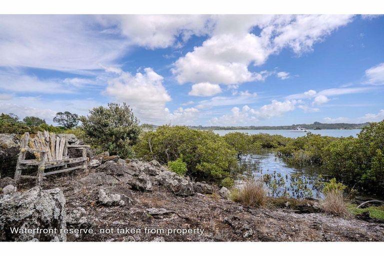 Photo of property in 70 Edmonds Road, Kerikeri, 0293