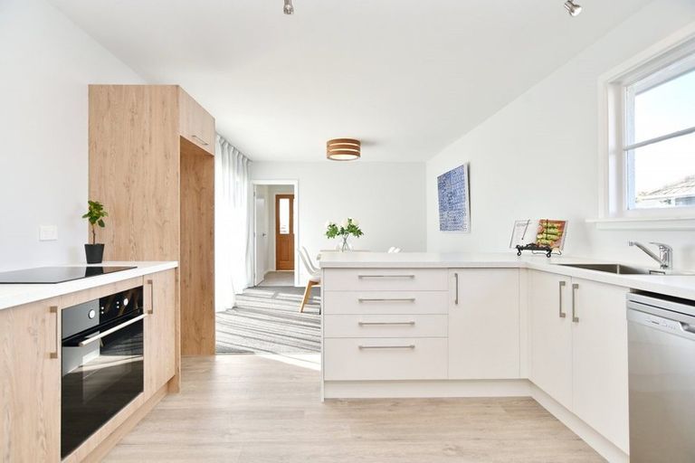 Photo of property in 51 Branston Street, Hornby, Christchurch, 8042