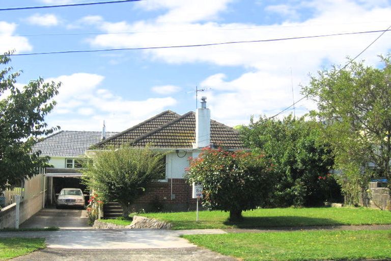 Photo of property in 8a Willow Grove, Ebdentown, Upper Hutt, 5018