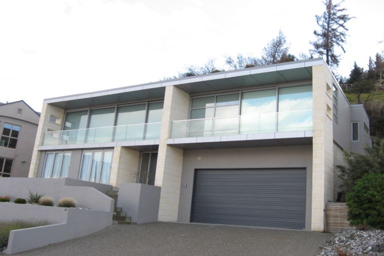 Photo of property in 74 Panorama Terrace, Queenstown, 9300