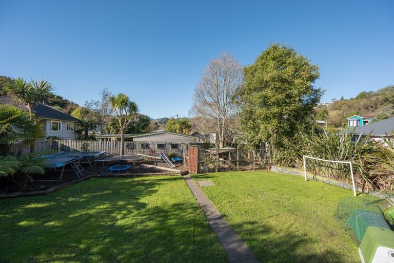 Photo of property in 4 Rentone Street, Stepneyville, Nelson, 7010