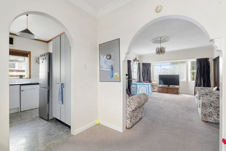 Photo of property in 8 Meadows Avenue, Waiwhetu, Lower Hutt, 5010