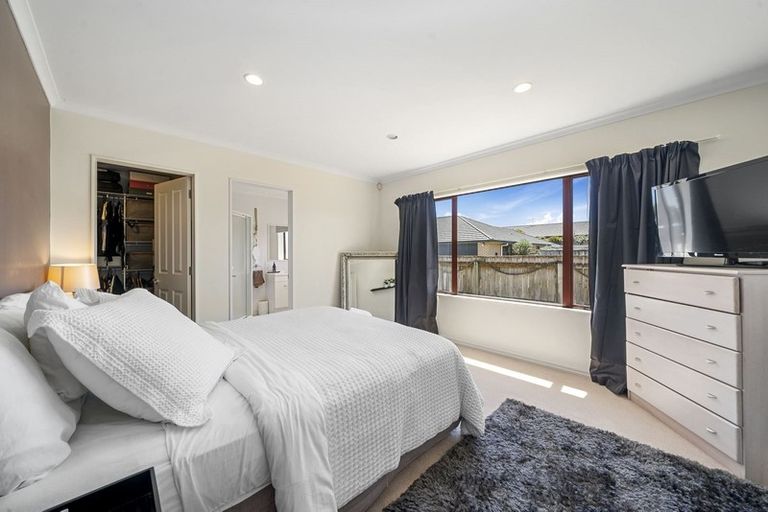 Photo of property in 49 College Drive, Paraparaumu, 5032