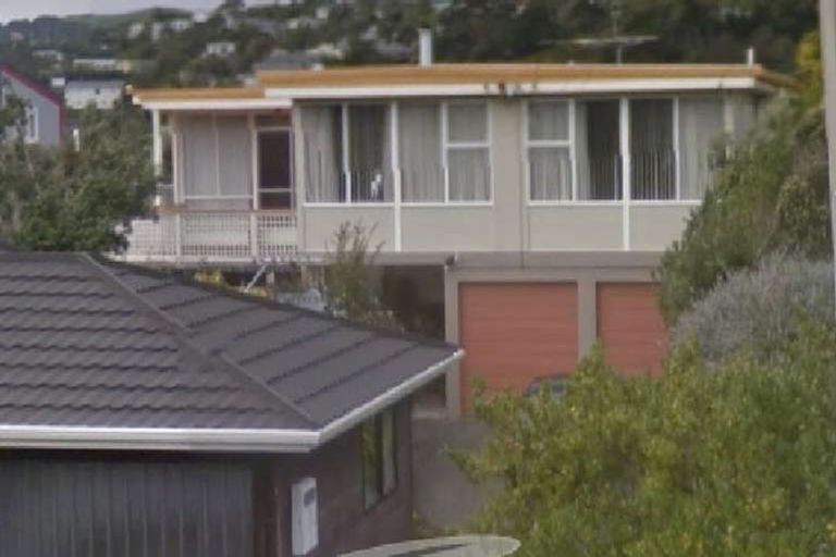 Photo of property in 54 Bassett Road, Johnsonville, Wellington, 6037