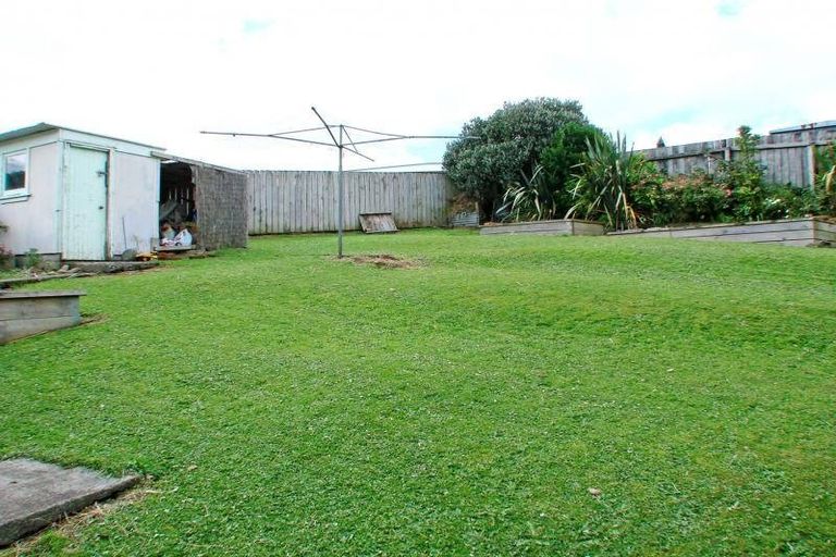 Photo of property in 54 Bird Grove, Stokes Valley, Lower Hutt, 5019