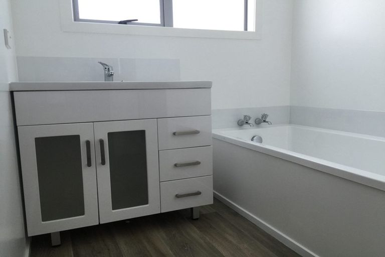 Photo of property in 5/15 Omana Road, Milford, Auckland, 0620