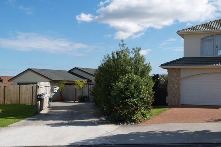 Photo of property in 44 Stellamaris Way, Northpark, Auckland, 2013