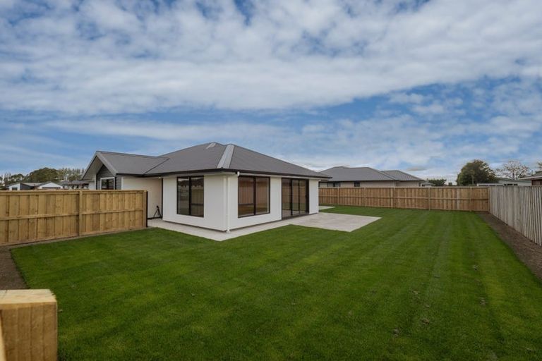 Photo of property in 5 Meadow Lane, Tinwald, Ashburton, 7700